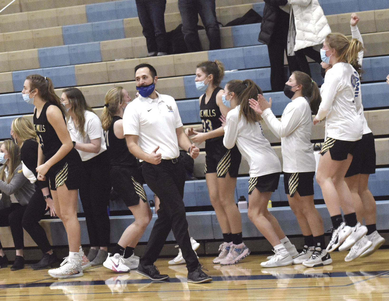 Lake Mills celebrates